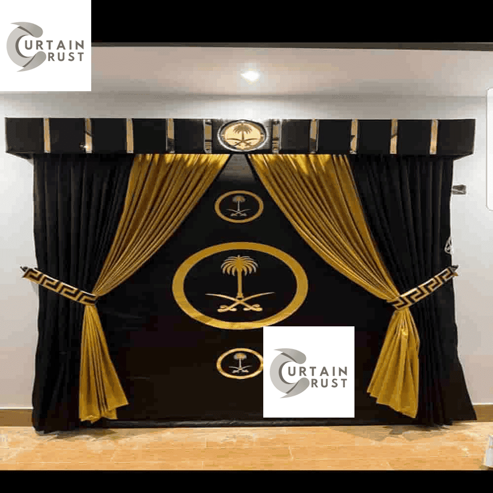 Fancy Curtain 18